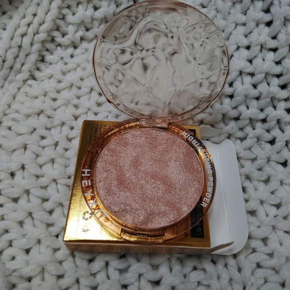 Shimmering Rose Gold Highlighting Powder (NWT) Never Been Used! - Picture 2 of 2